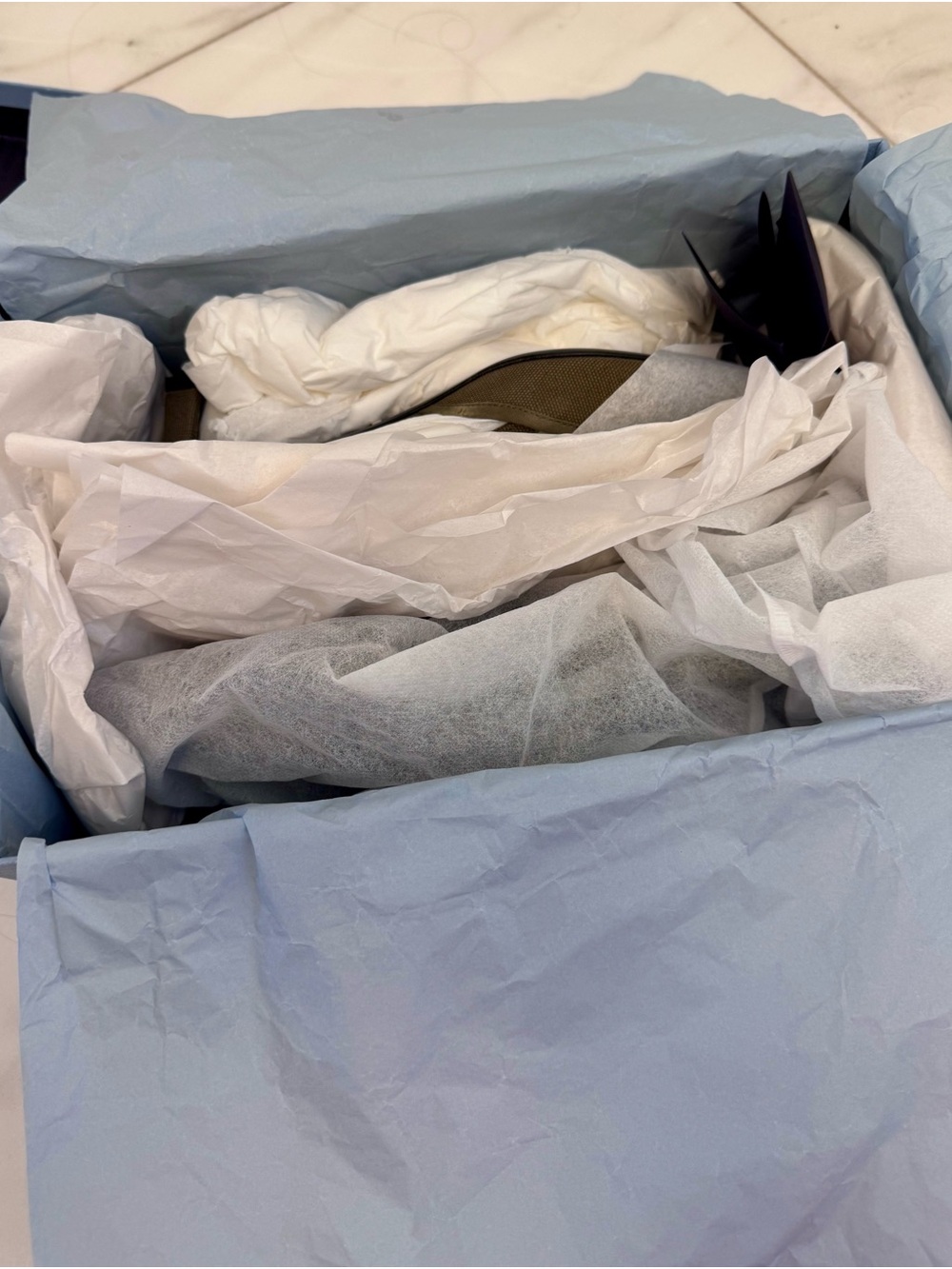 Prada Canvas Pumps - New with Box & Receipt - size EU 40/US 10 - Militaire - Picture 6 of 8